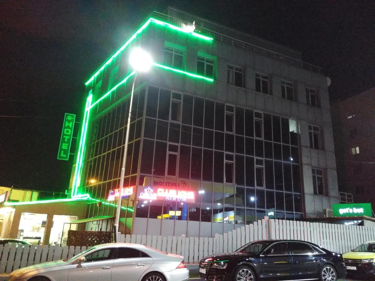 Lion'S Hotel Bucharest Exterior photo